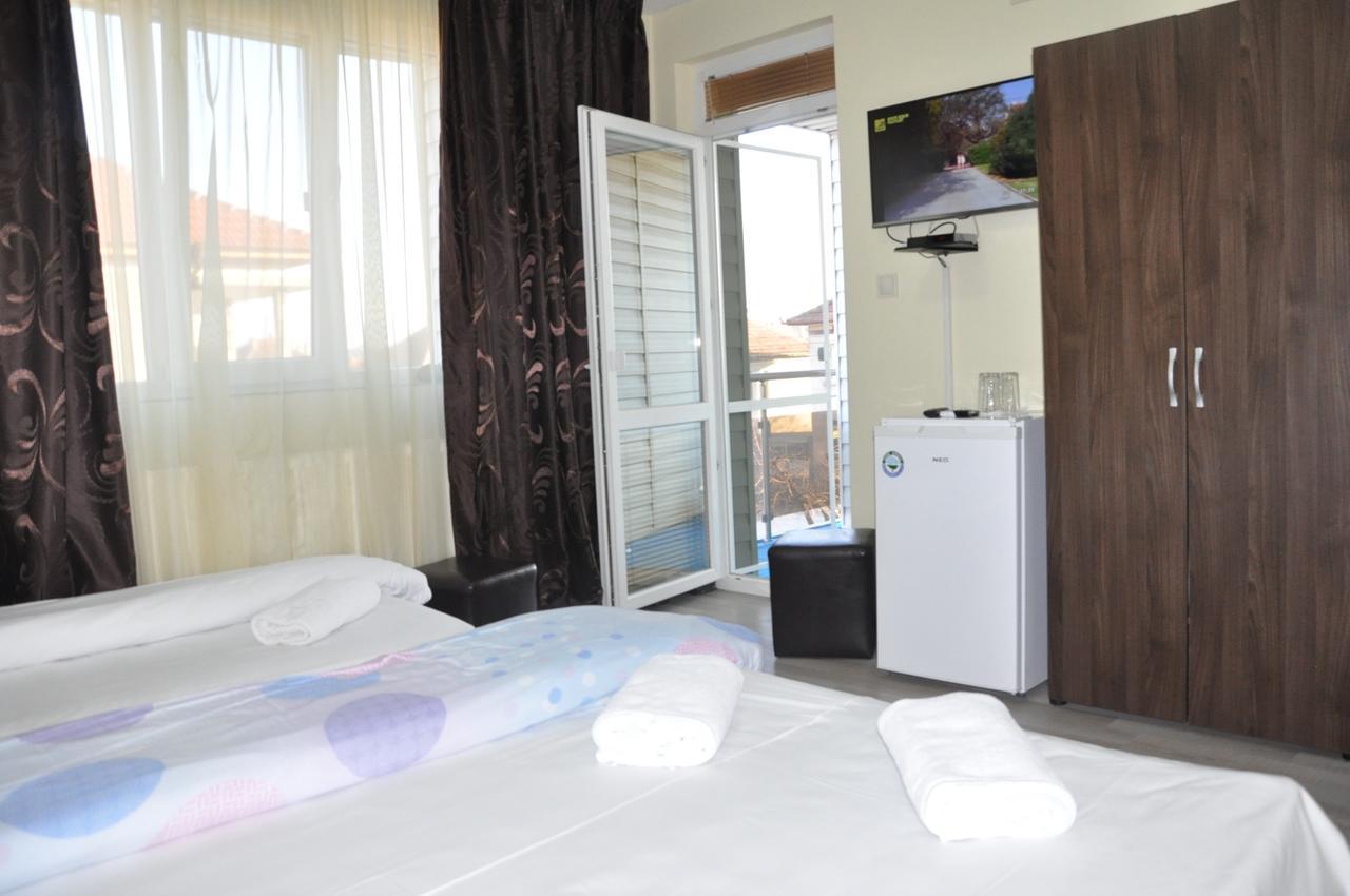 Guest Rooms Simona Opanets Zewnętrze zdjęcie